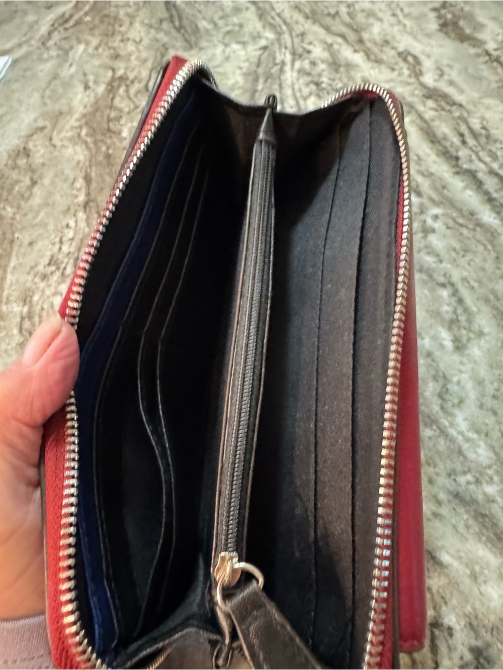 Kenneth Cole Deep Red Leather Zip Wallet with Silver-Tone Button - Picture 3 of 10